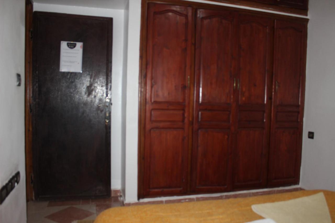 Tamraght White Hostel Exterior photo